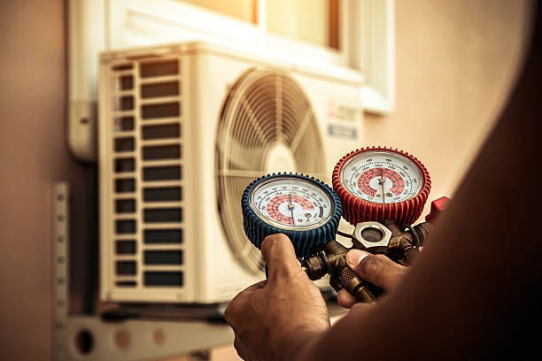 Professional Hvac technician working in LaFayette, GA